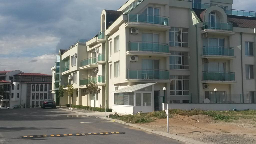 Alexander Lozenets Beach Complex Apartment מראה חיצוני תמונה