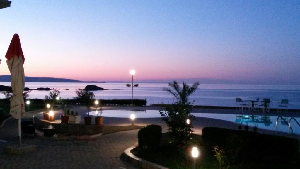 Alexander Lozenets Beach Complex Apartment מראה חיצוני תמונה